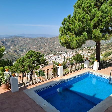 Lovely 2 Bed Apartment With Stunning Views & Pool Cómpeta Buitenkant foto